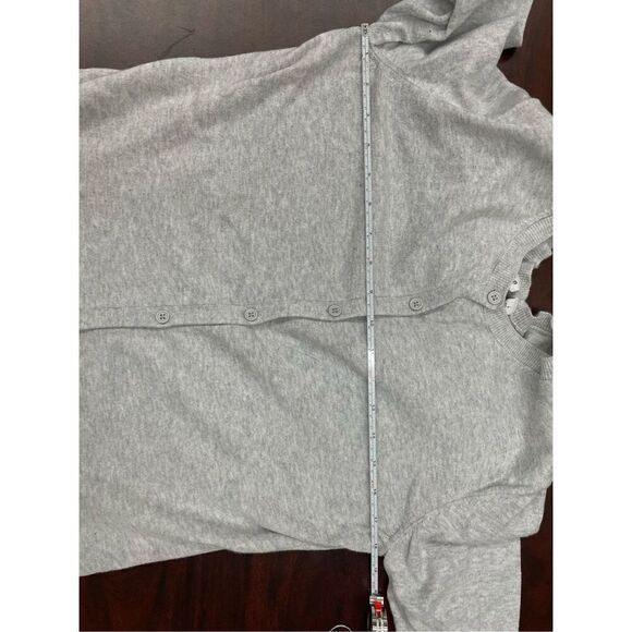 Gap Button Up Light Grey Blouse Size Large - Picture 8 of 9